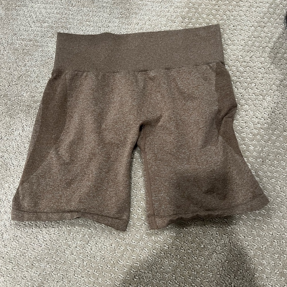 NVGTN Women's Athletic Shorts in Brown/mocha size large in excellent condition
